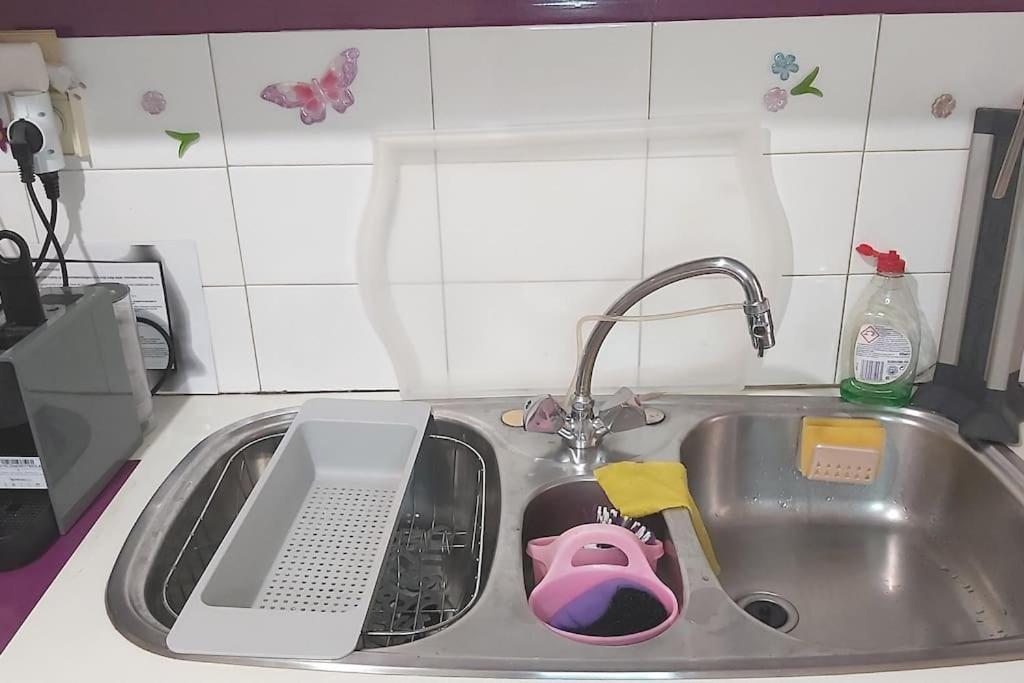 Theano'S Cozy & Quiet Lux Central Flat - Wifi & Full Amenities Patras Dış mekan fotoğraf