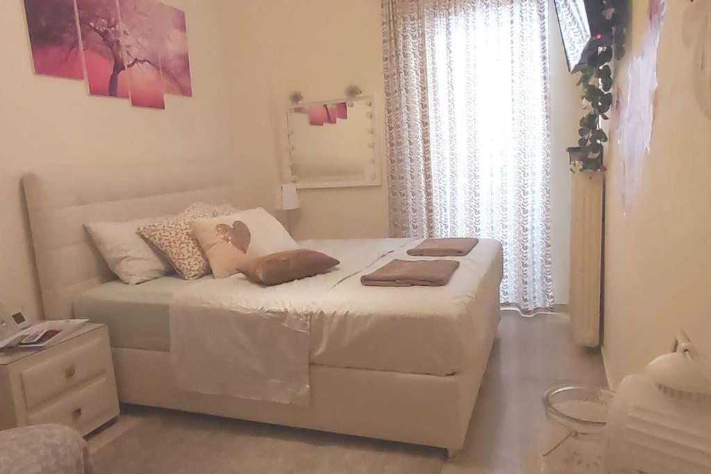 Theano'S Cozy & Quiet Lux Central Flat - Wifi & Full Amenities Patras Dış mekan fotoğraf