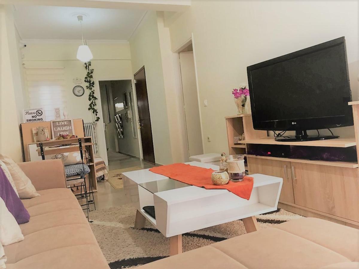Theano'S Cozy & Quiet Lux Central Flat - Wifi & Full Amenities Patras Dış mekan fotoğraf