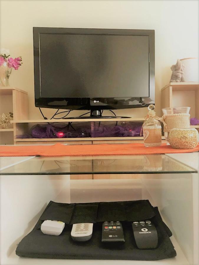 Theano'S Cozy & Quiet Lux Central Flat - Wifi & Full Amenities Patras Dış mekan fotoğraf